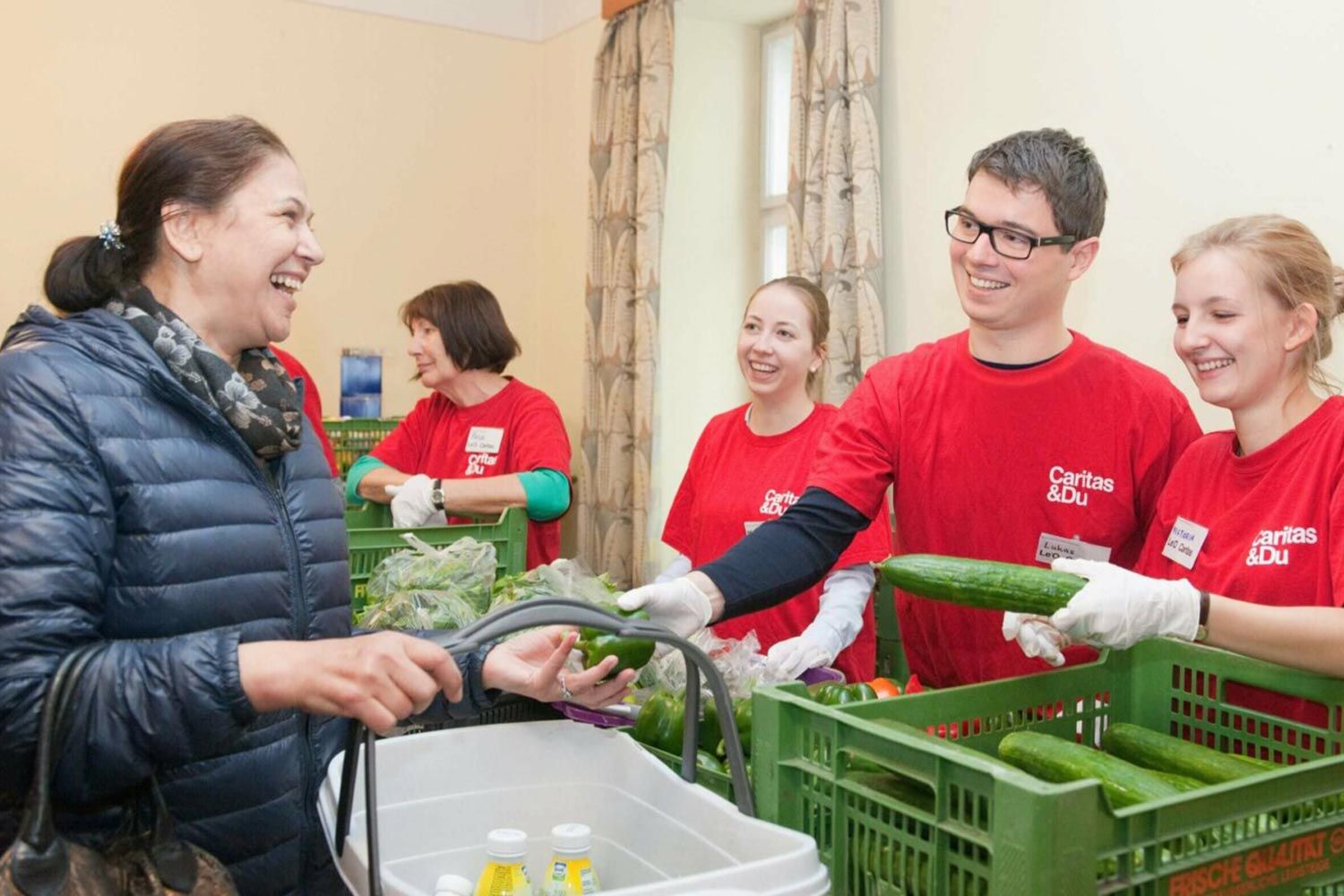 youngCaritas Le+O Lebensmittelsammlung